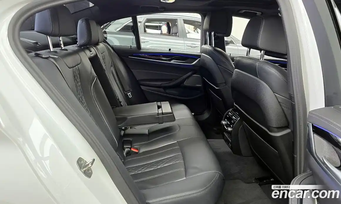 BMW 5 серия 2023 2.0 автомат (гидро), фото 17