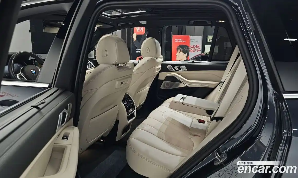 BMW X5 2022 4.4 автомат (гидро), фото 17