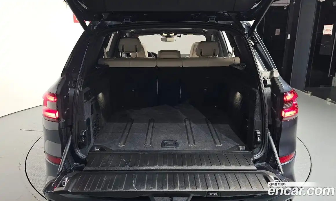 BMW X5 2022 4.4 автомат (гидро), фото 26