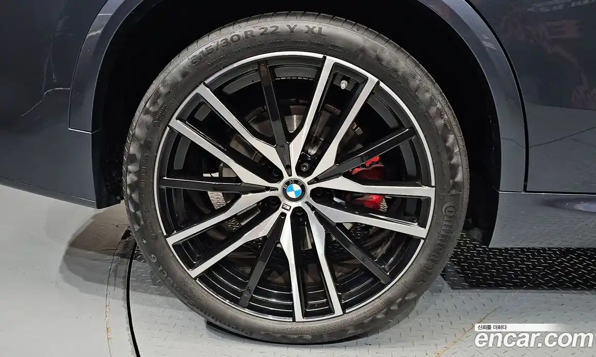 BMW X5 2022 4.4 автомат (гидро), фото 5