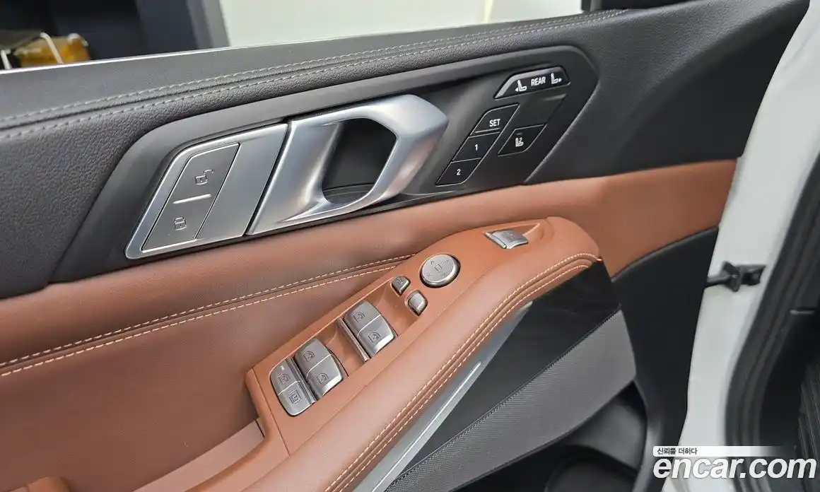 BMW X7 2020 3.0 автомат (гидро), фото 21