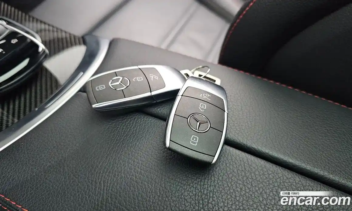 Mercedes-Benz C-Class 2023 3.0 автомат (гидро), фото 16