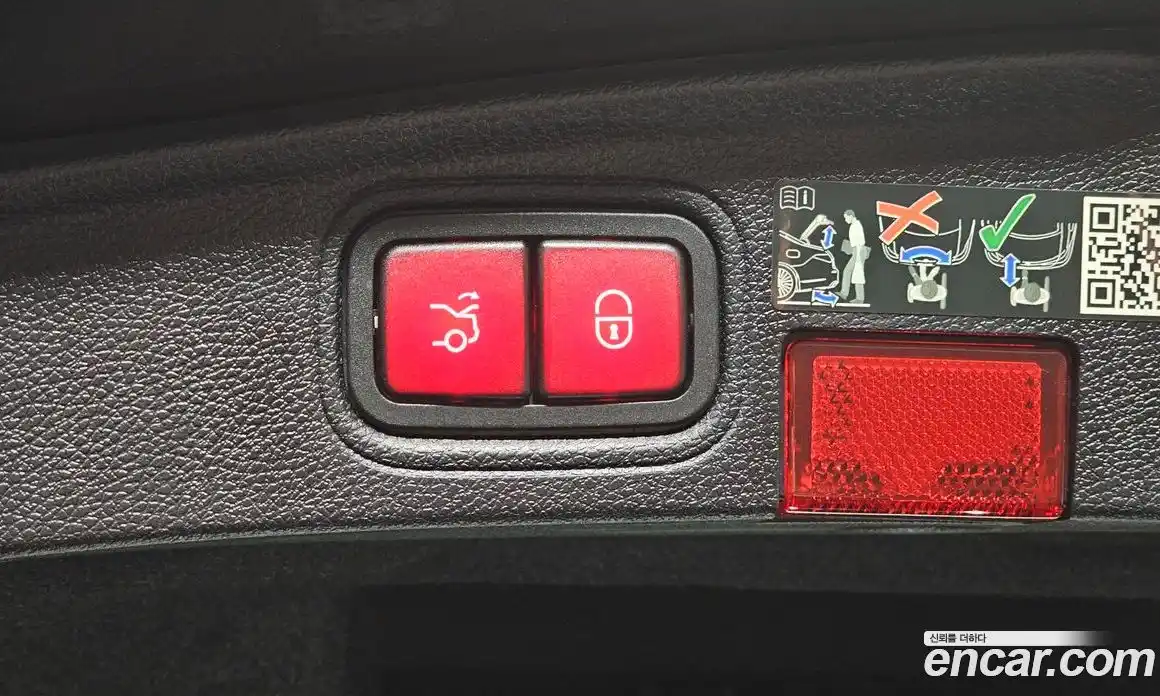 Mercedes-Benz C-Class 2023 3.0 автомат (гидро), фото 17