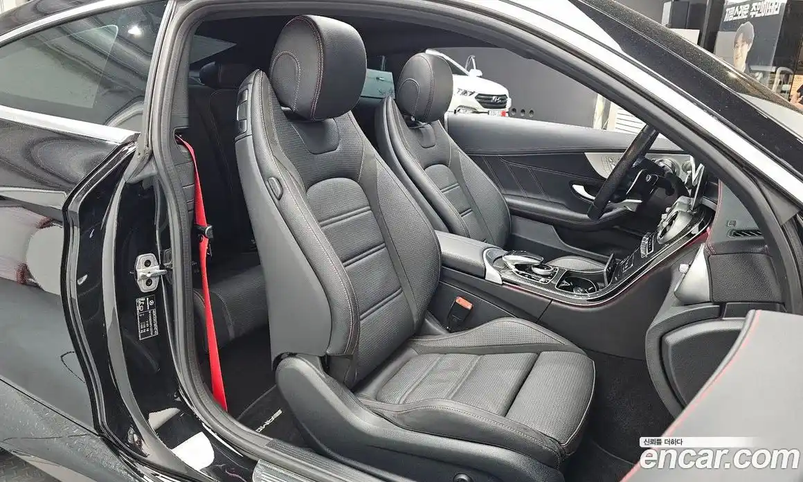 Mercedes-Benz C-Class 2023 3.0 автомат (гидро), фото 18