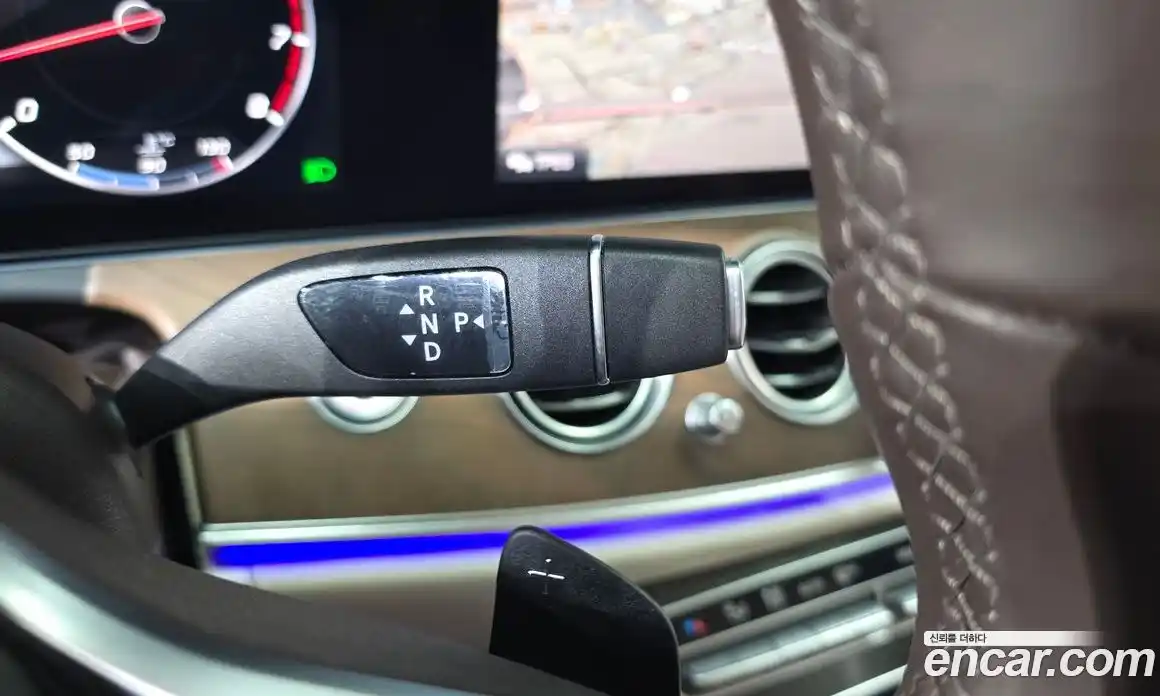 Mercedes-Benz E-Class 2018 2.0 автомат (гидро), фото 11