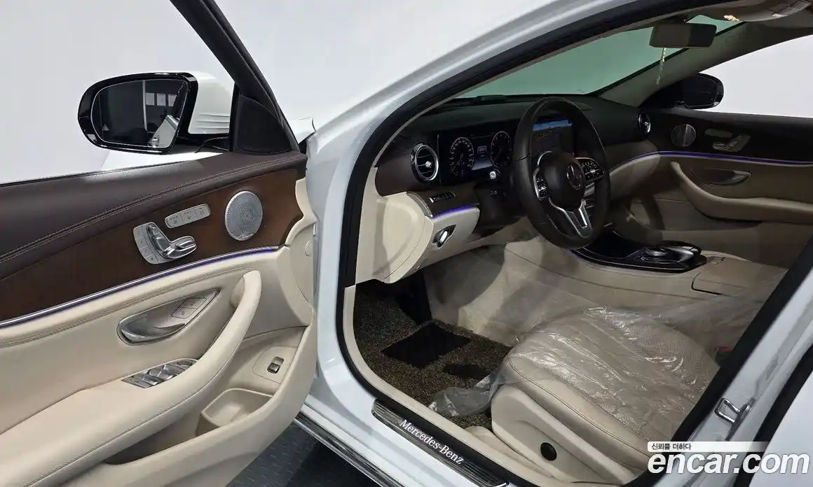 Mercedes-Benz E-Class 2018 2.0 автомат (гидро), фото 12