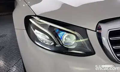Mercedes-Benz E-Class 2018 2.0 автомат (гидро), миниатюра 7