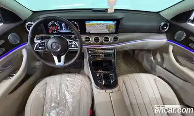 Mercedes-Benz E-Class 2018 2.0 автомат (гидро), миниатюра 9