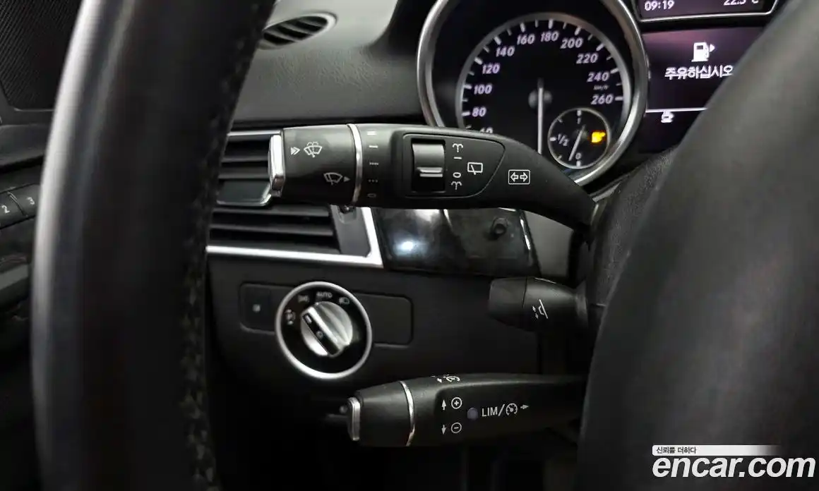 Mercedes-Benz M-Class 2012 2.1 гидро, фото 16 Mercedes-Benz M-Class 2012 2.1 гидро, фото 16