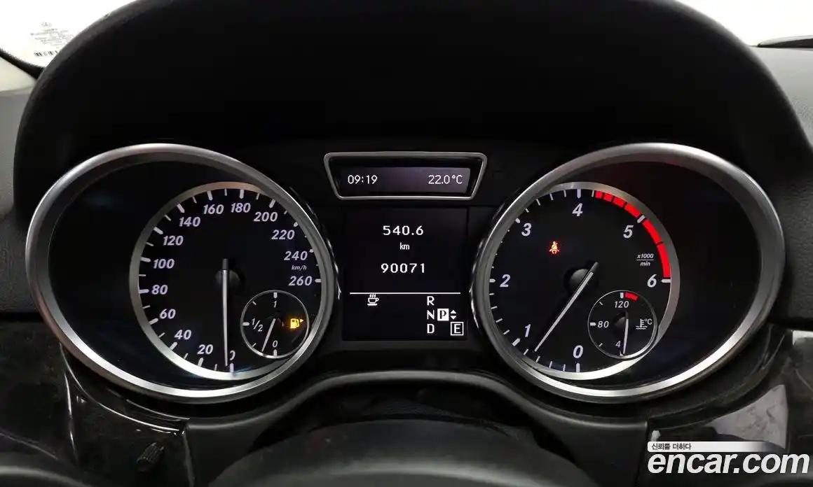 Mercedes-Benz M-Class 2012 2.1 гидро, фото 8 Mercedes-Benz M-Class 2012 2.1 гидро, фото 8