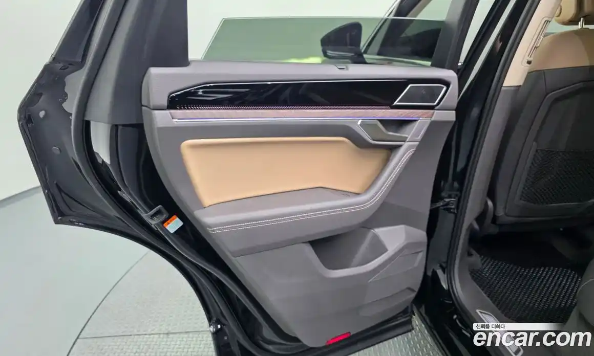 Volkswagen Touareg 2024 3.0 автомат (гидро), фото 15