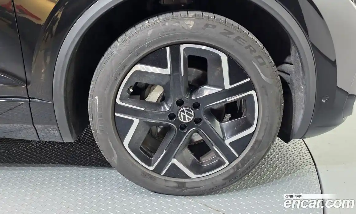 Volkswagen Touareg 2024 3.0 автомат (гидро), фото 5