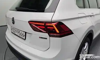 Volkswagen Tiguan 2020 2.0 автомат (гидро), миниатюра 8