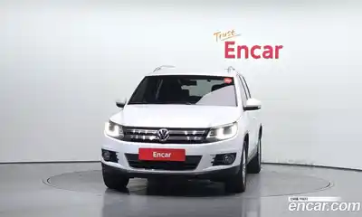 Volkswagen Tiguan 2015 2.0 автомат (гидро), миниатюра 3