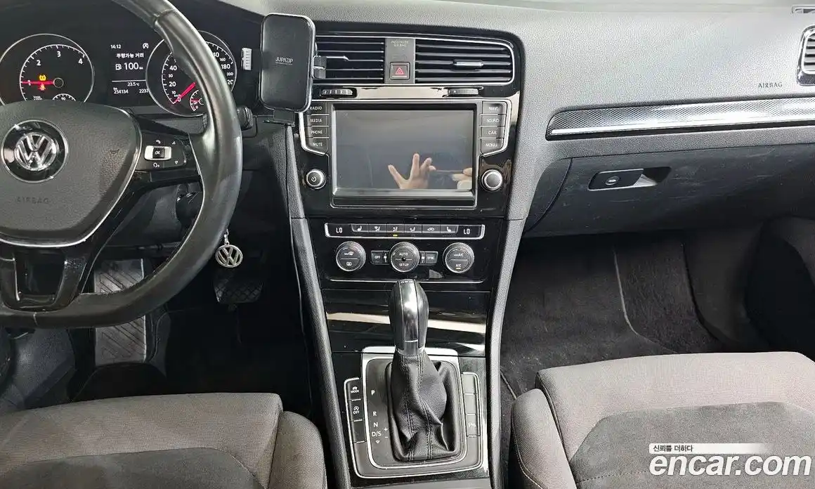 Volkswagen Golf 2014 2.0 автомат (гидро), фото 13