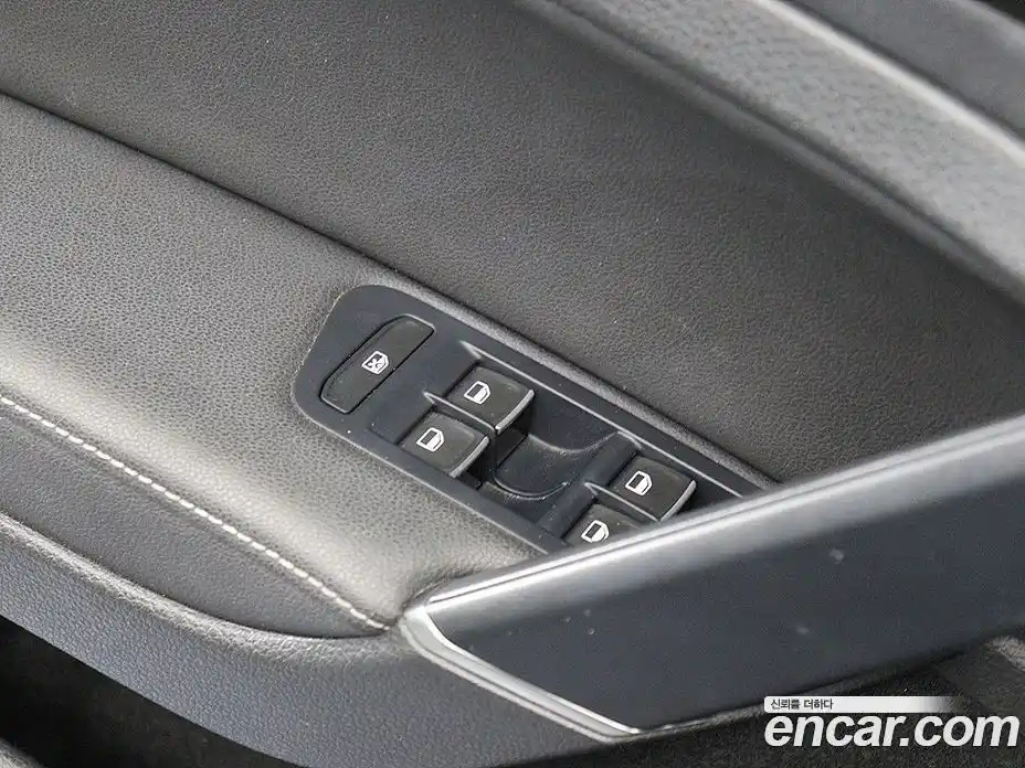 Volkswagen Golf 2014 2.0 автомат (гидро), фото 12