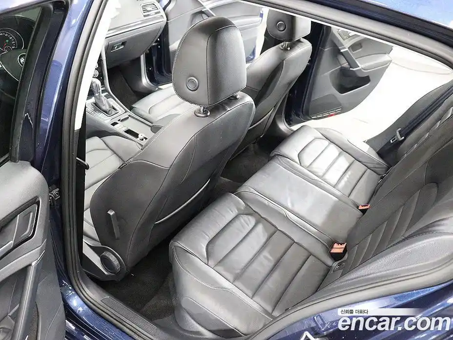 Volkswagen Golf 2014 2.0 автомат (гидро), фото 17