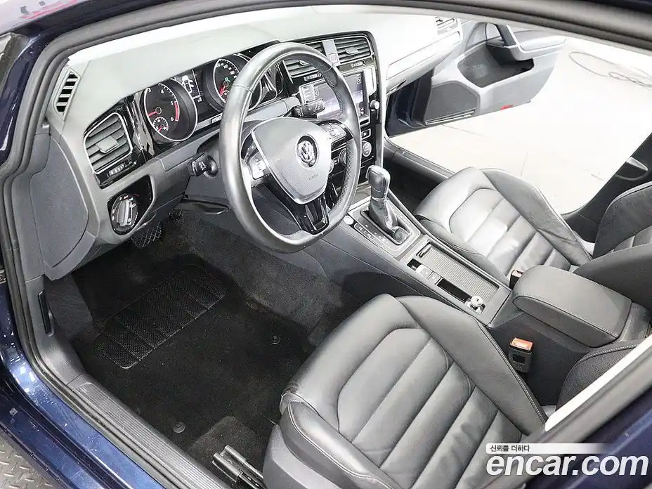 Volkswagen Golf 2014 2.0 автомат (гидро), фото 18