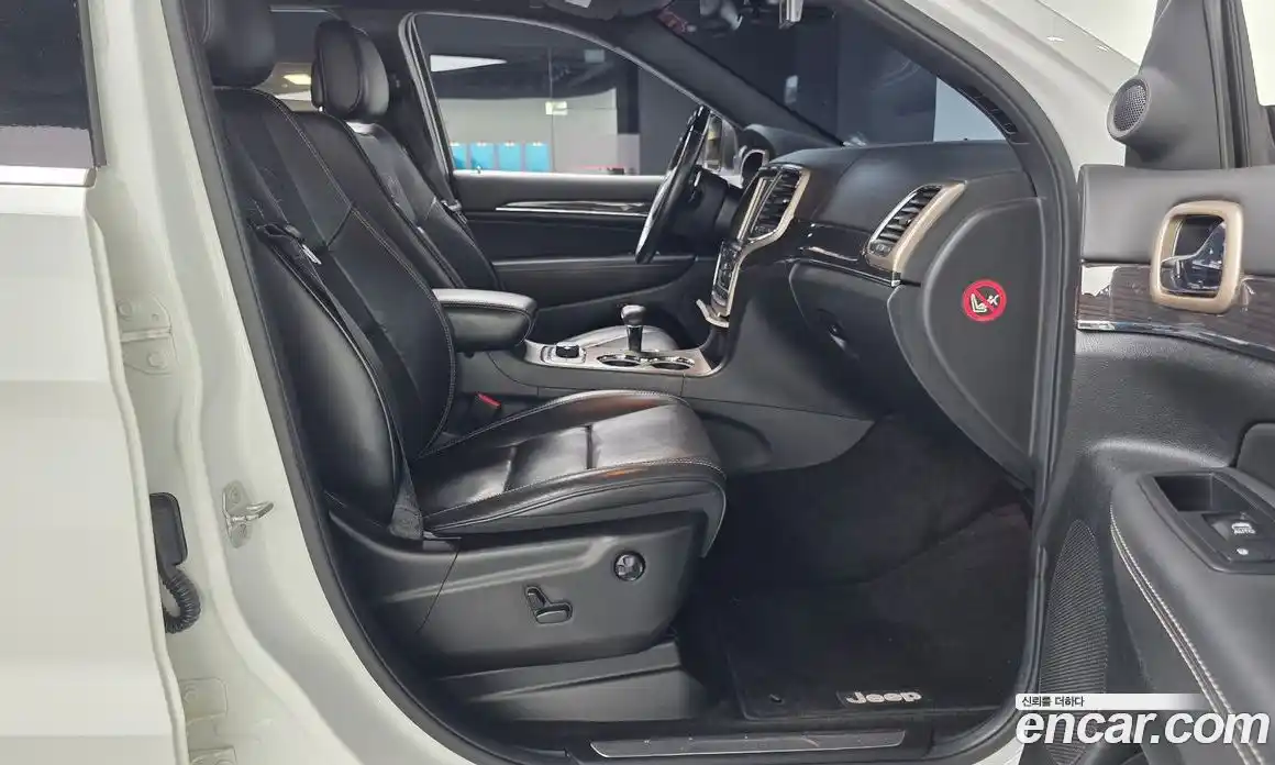 Jeep Cherokee 2014 3.0 автомат (гидро), фото 11