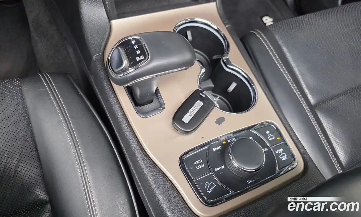 Jeep Cherokee 2014 3.0 автомат (гидро), фото 9