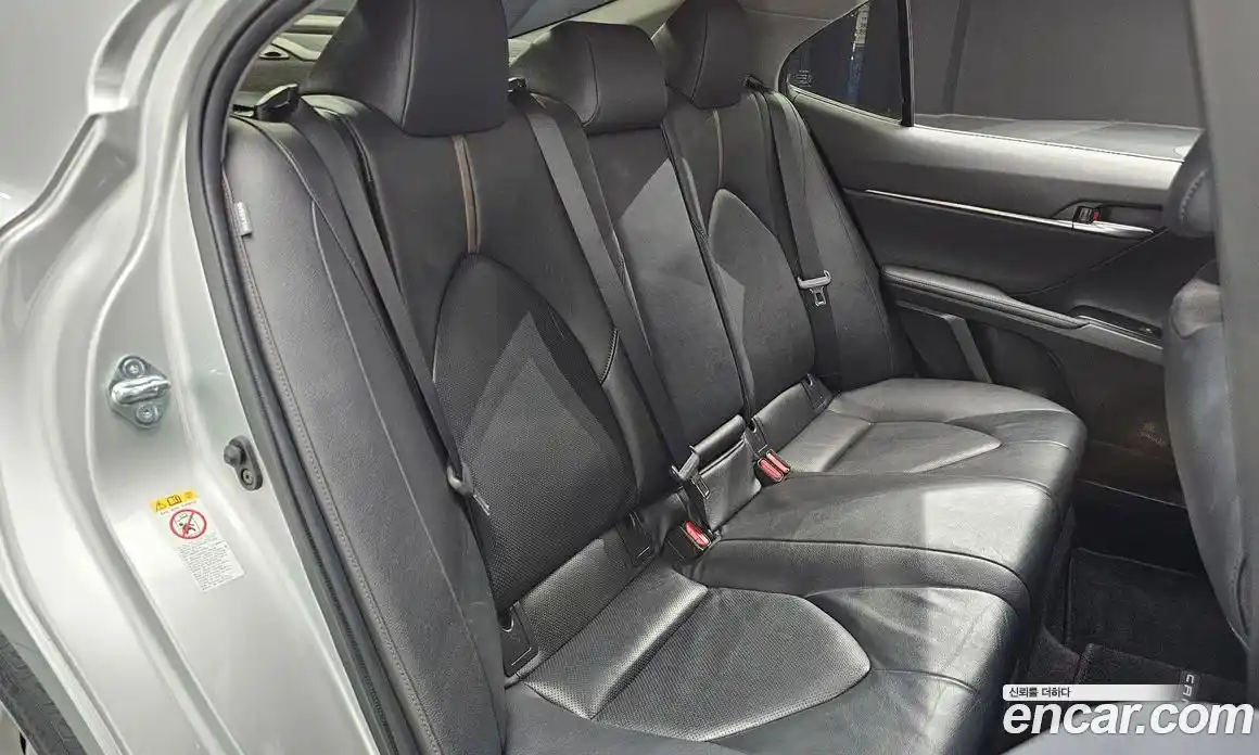 Toyota Camry 2018 2.5 автомат (гидро), фото 12