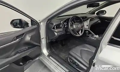 Toyota Camry 2018 2.5 автомат (гидро), миниатюра 10