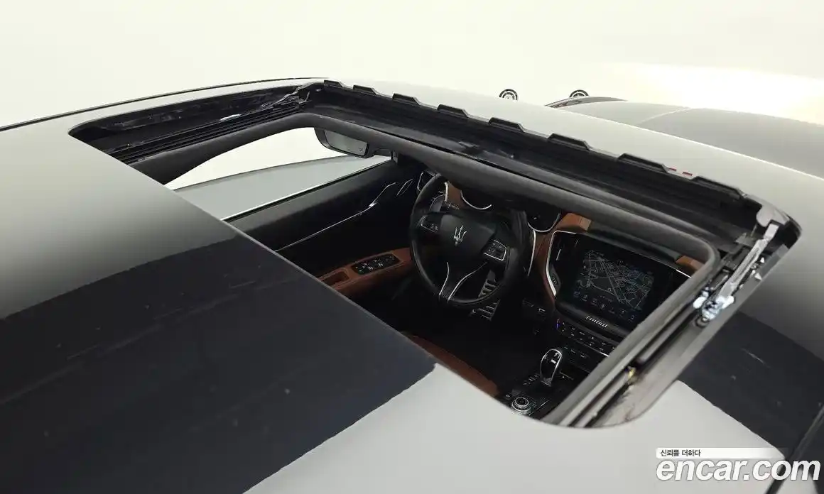 Maserati Ghibli 2017 3.0 автомат (гидро), фото 22 Maserati Ghibli 2017 3.0 автомат (гидро), фото 22