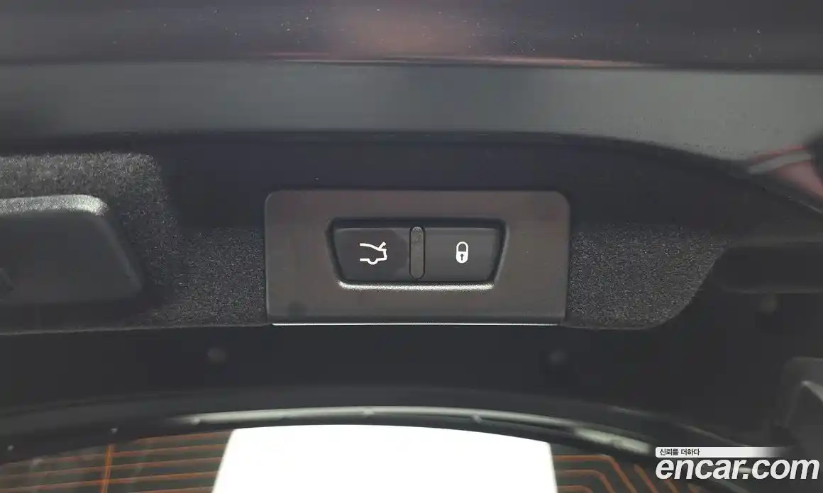 Maserati Ghibli 2017 3.0 автомат (гидро), фото 25 Maserati Ghibli 2017 3.0 автомат (гидро), фото 25