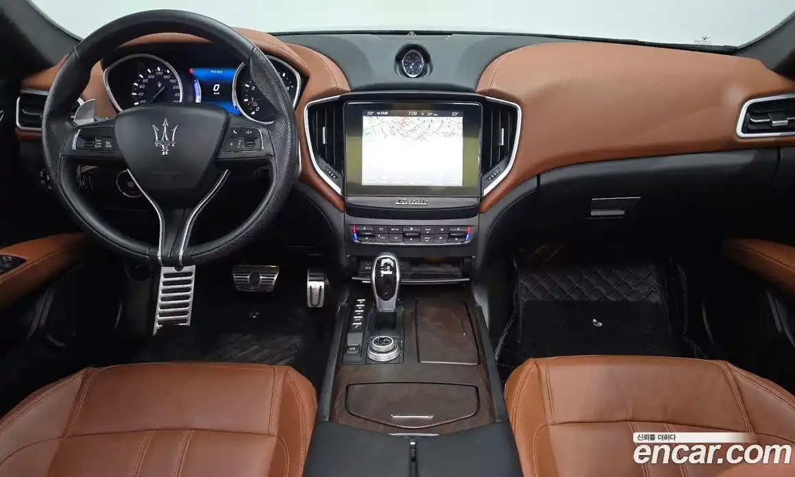 Maserati Ghibli 2017 3.0 автомат (гидро), фото 9 Maserati Ghibli 2017 3.0 автомат (гидро), фото 9