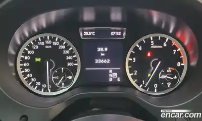 Infiniti Q30 2017 2.0 автомат (гидро), миниатюра 11 Infiniti Q30 2017 2.0 автомат (гидро), миниатюра 11