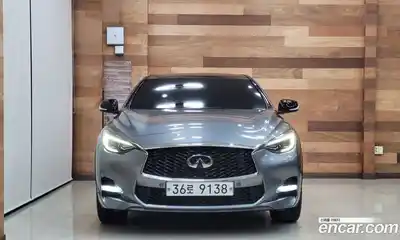 Infiniti Q30 2017 2.0 автомат (гидро), миниатюра 3 Infiniti Q30 2017 2.0 автомат (гидро), миниатюра 3