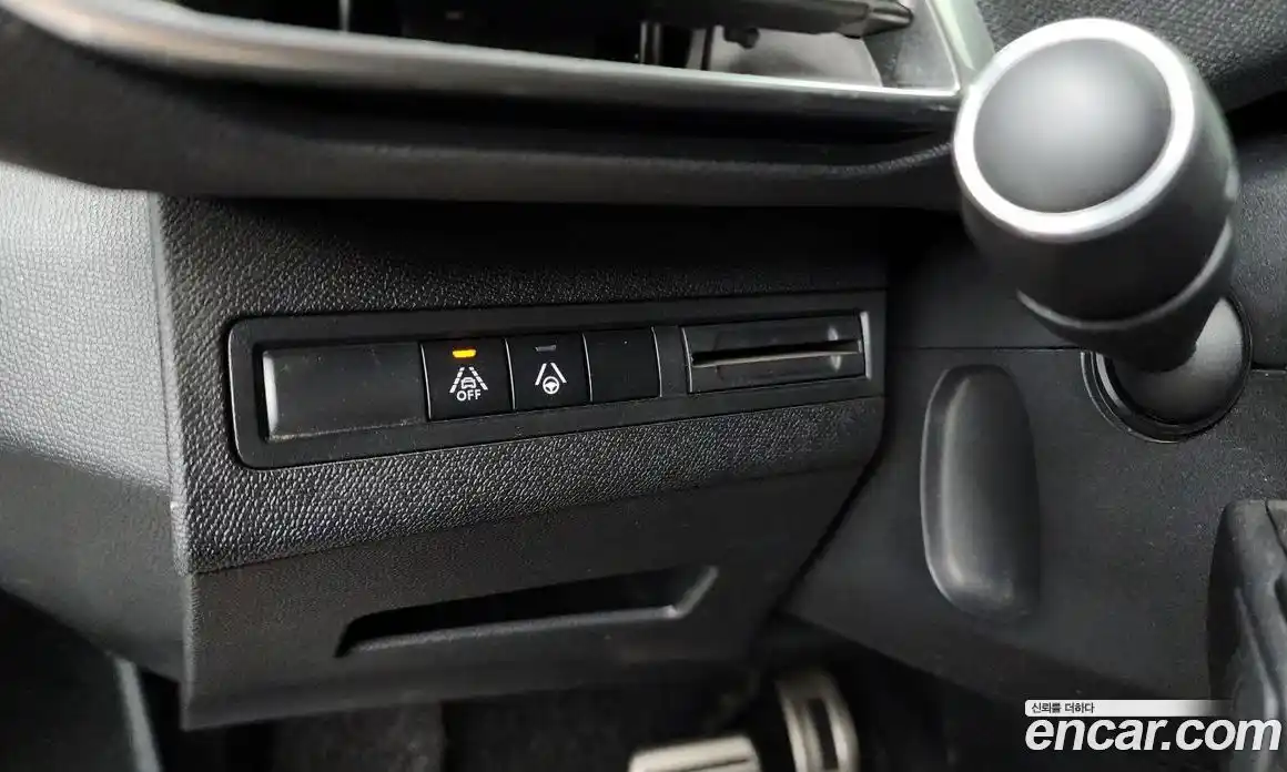 Peugeot 3008 2022 1.2 автомат (гидро), фото 22