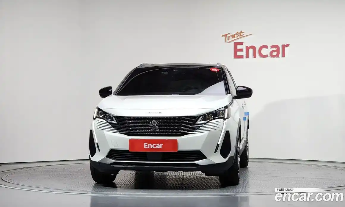 Peugeot 3008 2022 1.2 автомат (гидро), фото 3
