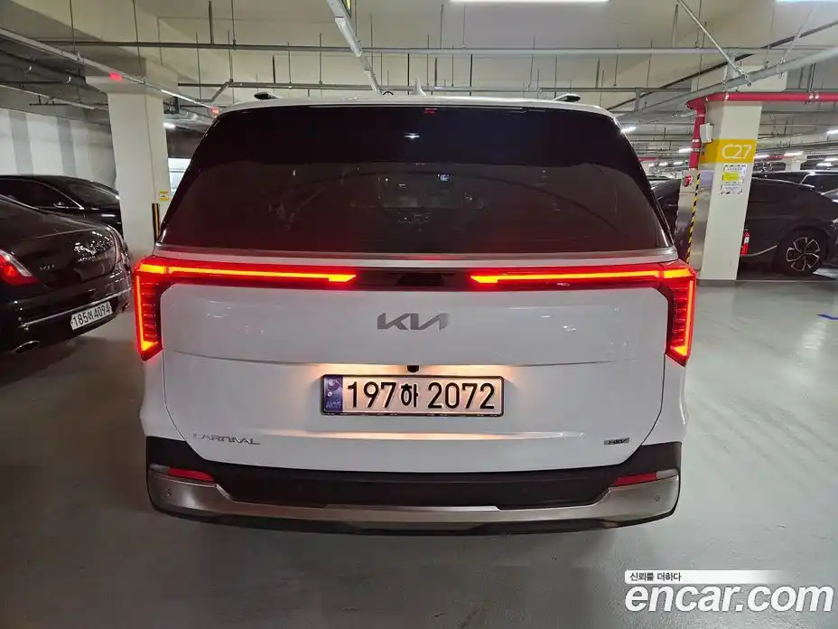 Kia Carnival 2024 1.6 автомат (гидро), фото 4