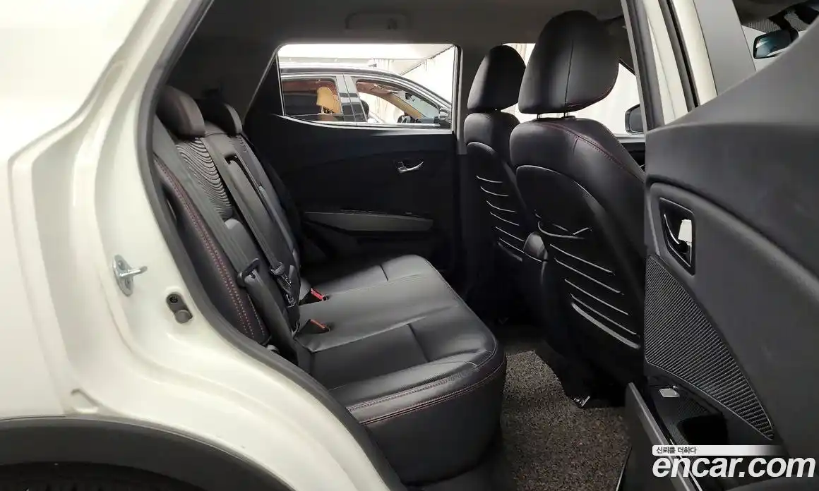 SsangYong TIBOLI 2019 1.6 автомат (гидро), фото 11