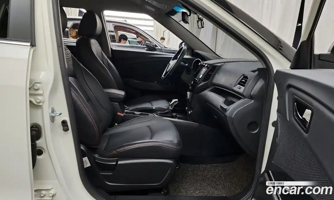 SsangYong TIBOLI 2019 1.6 автомат (гидро), фото 10