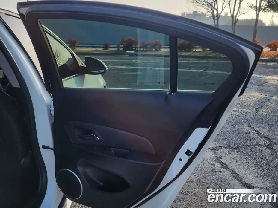 Chevrolet Cruze 2014 1.4 автомат (гидро), фото 19