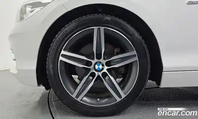 BMW 1 серия 2018 2.0 автомат (гидро), миниатюра 5