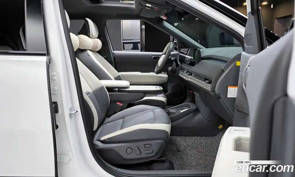 Kia EV3 2024 0.2 автомат (гидро), фото 10