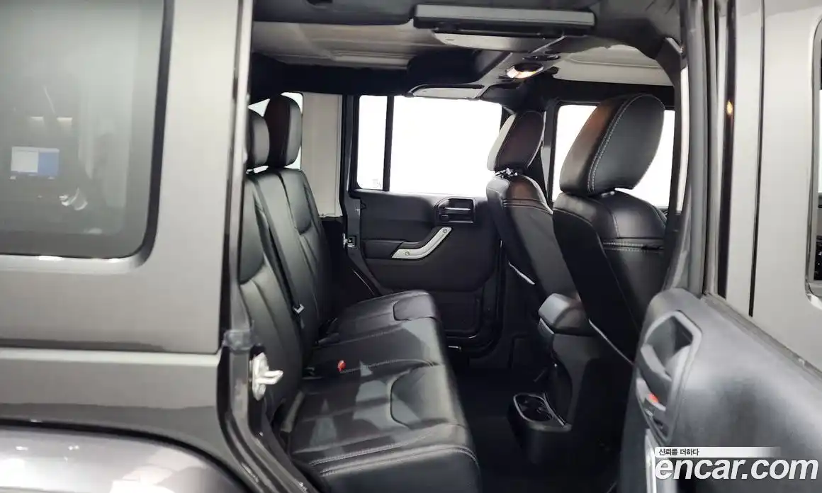 Jeep Wrangler 2017 3.6 автомат (гидро), фото 12
