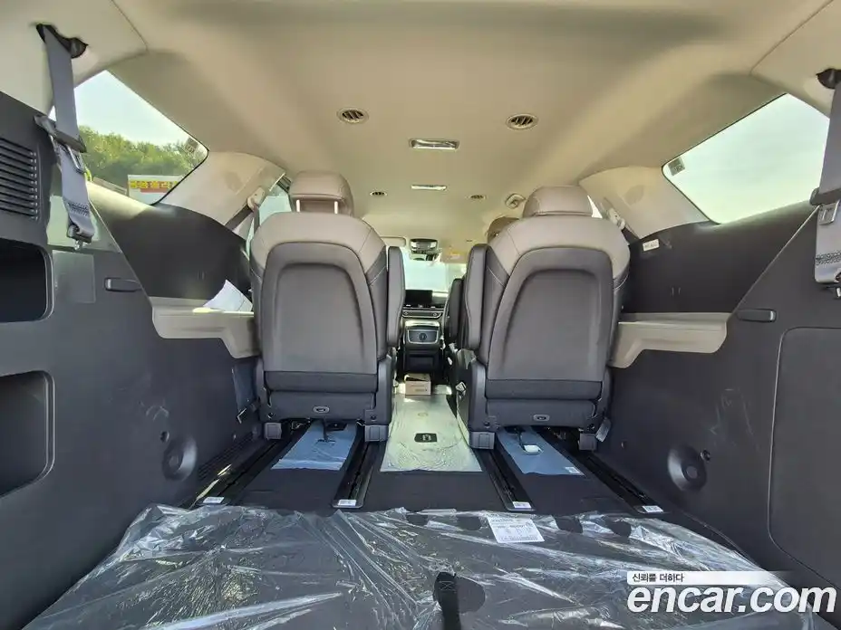 Kia Carnival 2025 1.6 автомат (гидро), фото 20
