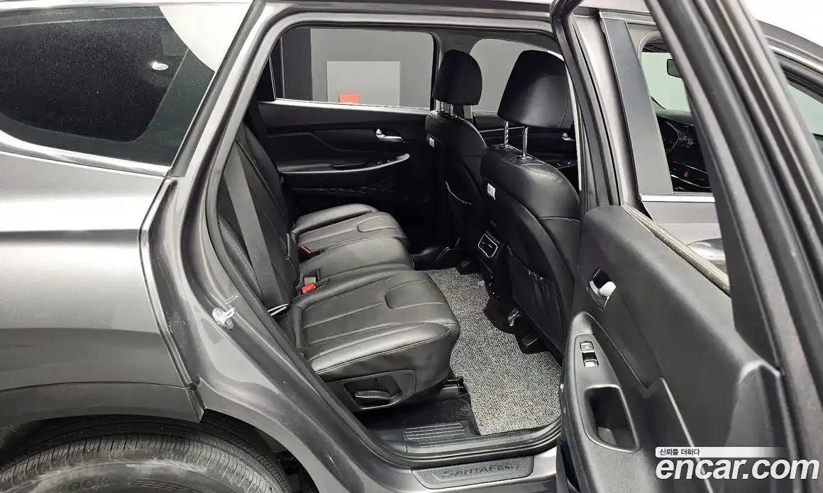 Hyundai Santa Fe 2023 2.2 автомат (гидро), фото 12