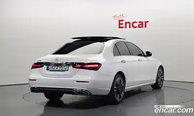 Mercedes-Benz E-Class 2021 2.0 автомат (гидро), миниатюра 2