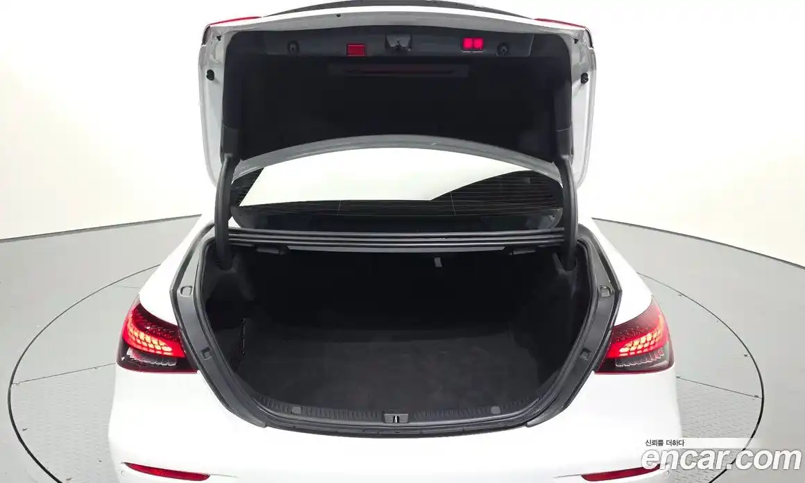 Mercedes-Benz E-Class 2021 2.0 автомат (гидро), фото 26
