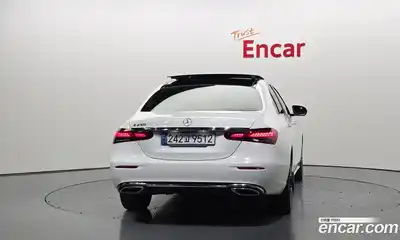 Mercedes-Benz E-Class 2021 2.0 автомат (гидро), миниатюра 4