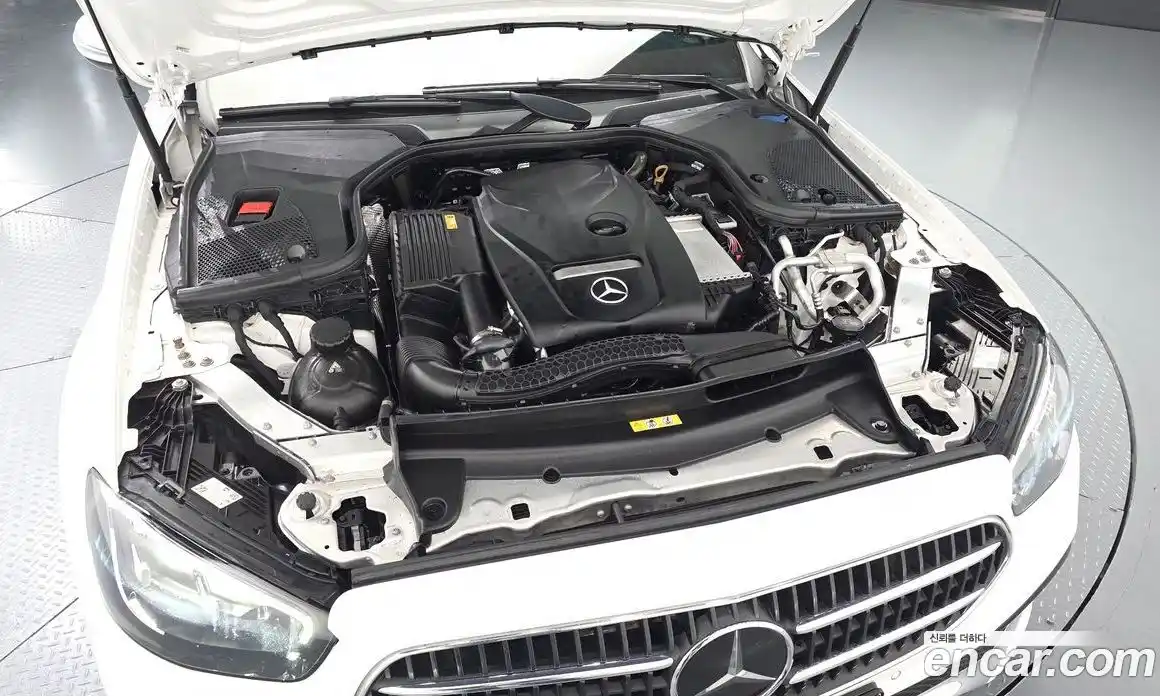 Mercedes-Benz E-Class 2021 2.0 автомат (гидро), фото 6