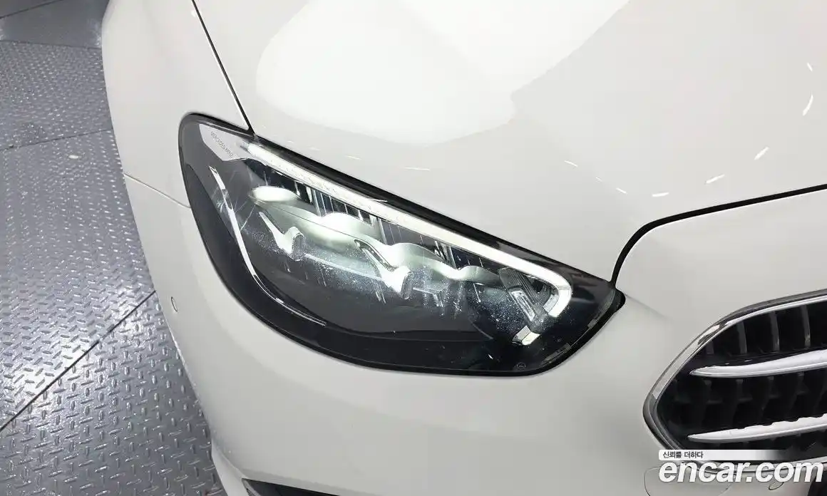 Mercedes-Benz E-Class 2021 2.0 автомат (гидро), фото 8