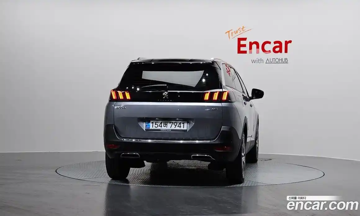 Peugeot 5008 2024 1.2 автомат (гидро), фото 4