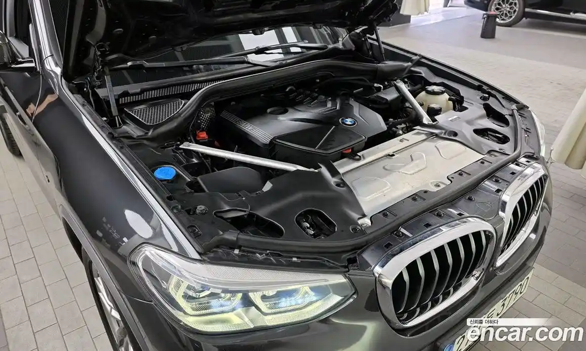 BMW X4 2021 2.0 автомат (гидро), фото 5