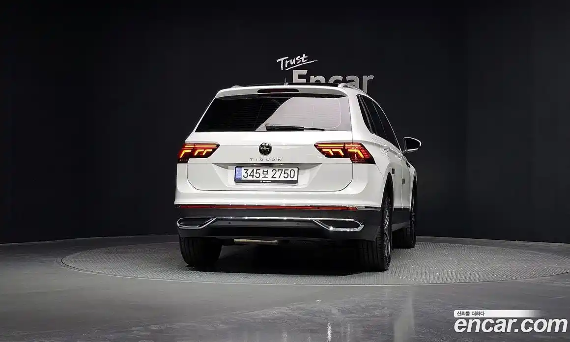 Volkswagen Tiguan 2024 2.0 автомат (гидро), фото 4